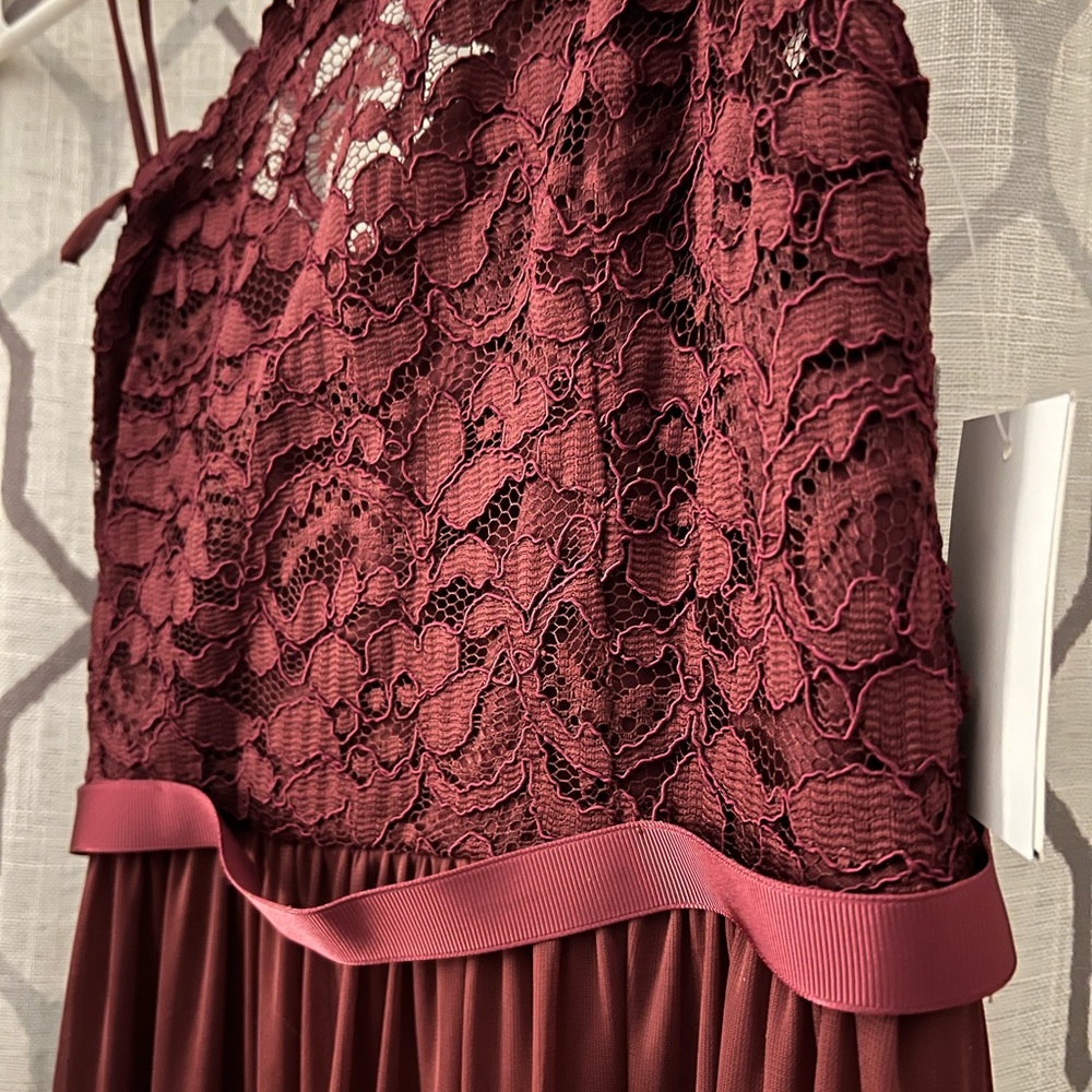 Girls bridesmaid/formal dress.